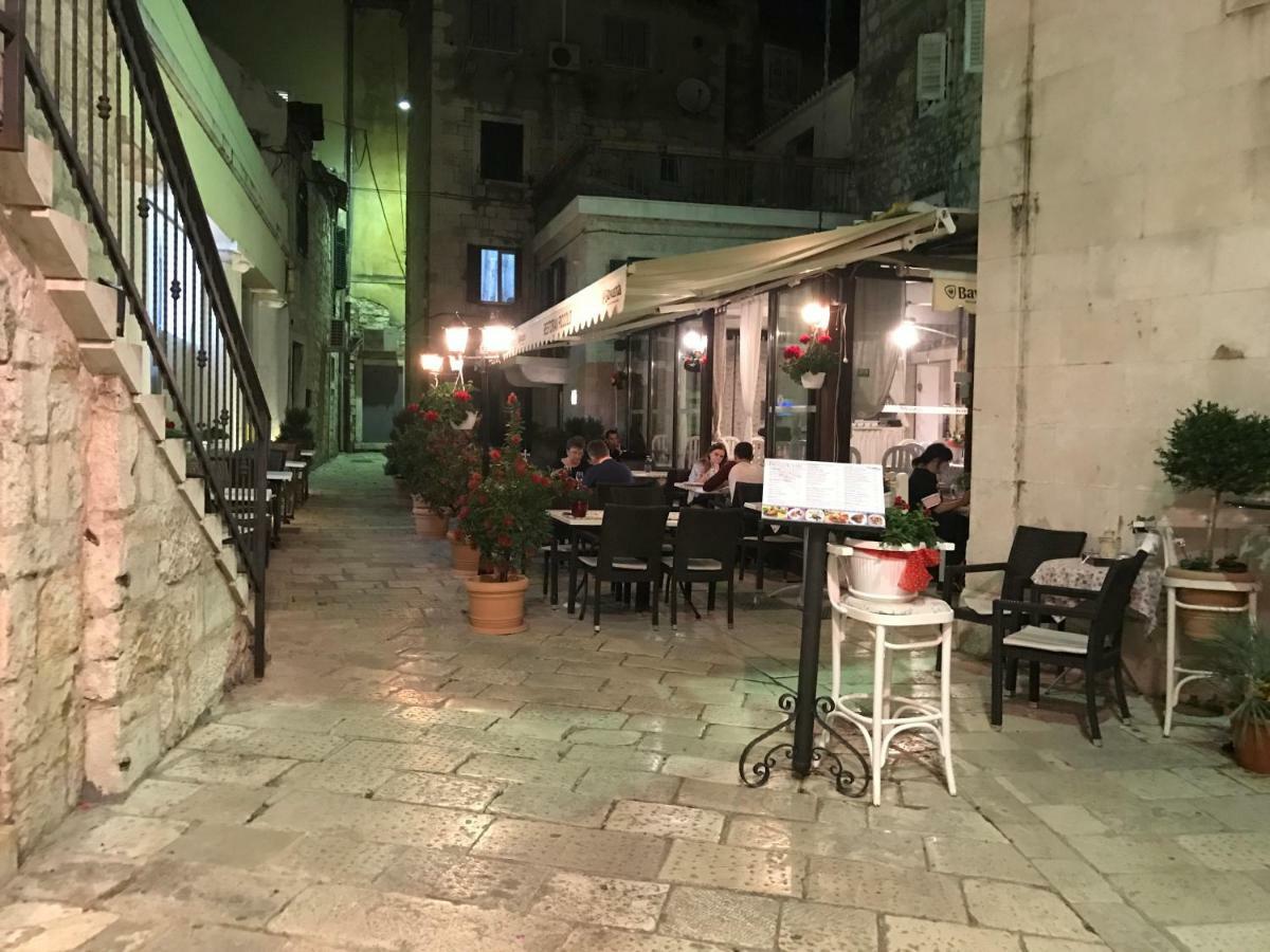 N&m - Diocletians Palace 3* Split